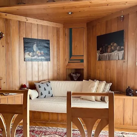 Surrounded By A Breathtaking Panorama! Cortina 4+2 Beds, Two Bathrooms On Two Floors Cortina d'Ampezzo